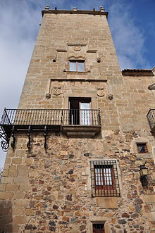 Palacio_del_Comendador_de_Alcuéscar,_Cáceres