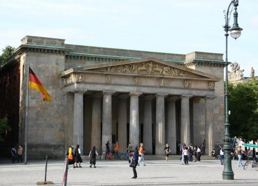 fotos-berlin-piedad-nueva-guardia-001