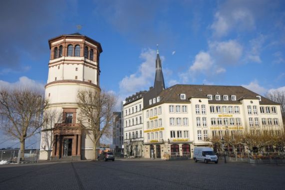 Plaza del Castillo Dusseldorf