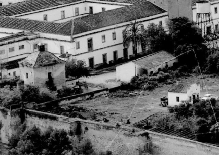 alcazaba-y-hospital-militar-en-zona-puerta-alpendiz-anos-60