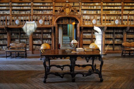 villa_04733_universidad_escuelas_mayores