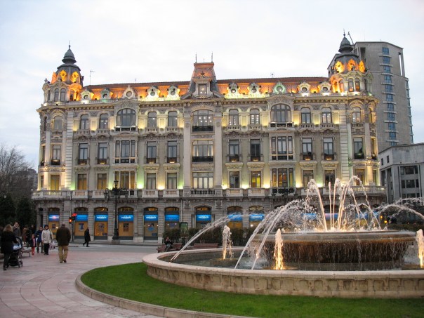 Casa_Conde._Plaza_Escandalera._Oviedo