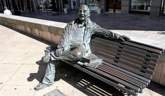 Estatuas-Oviedo-Alcalde