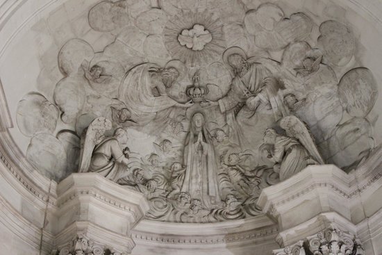 interior-da-basilia-de