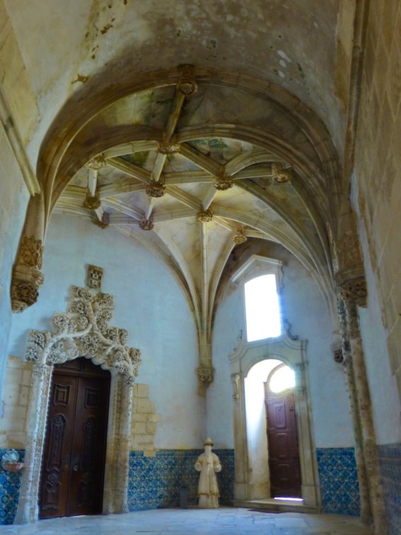 alcobaca_puerta_manuelina