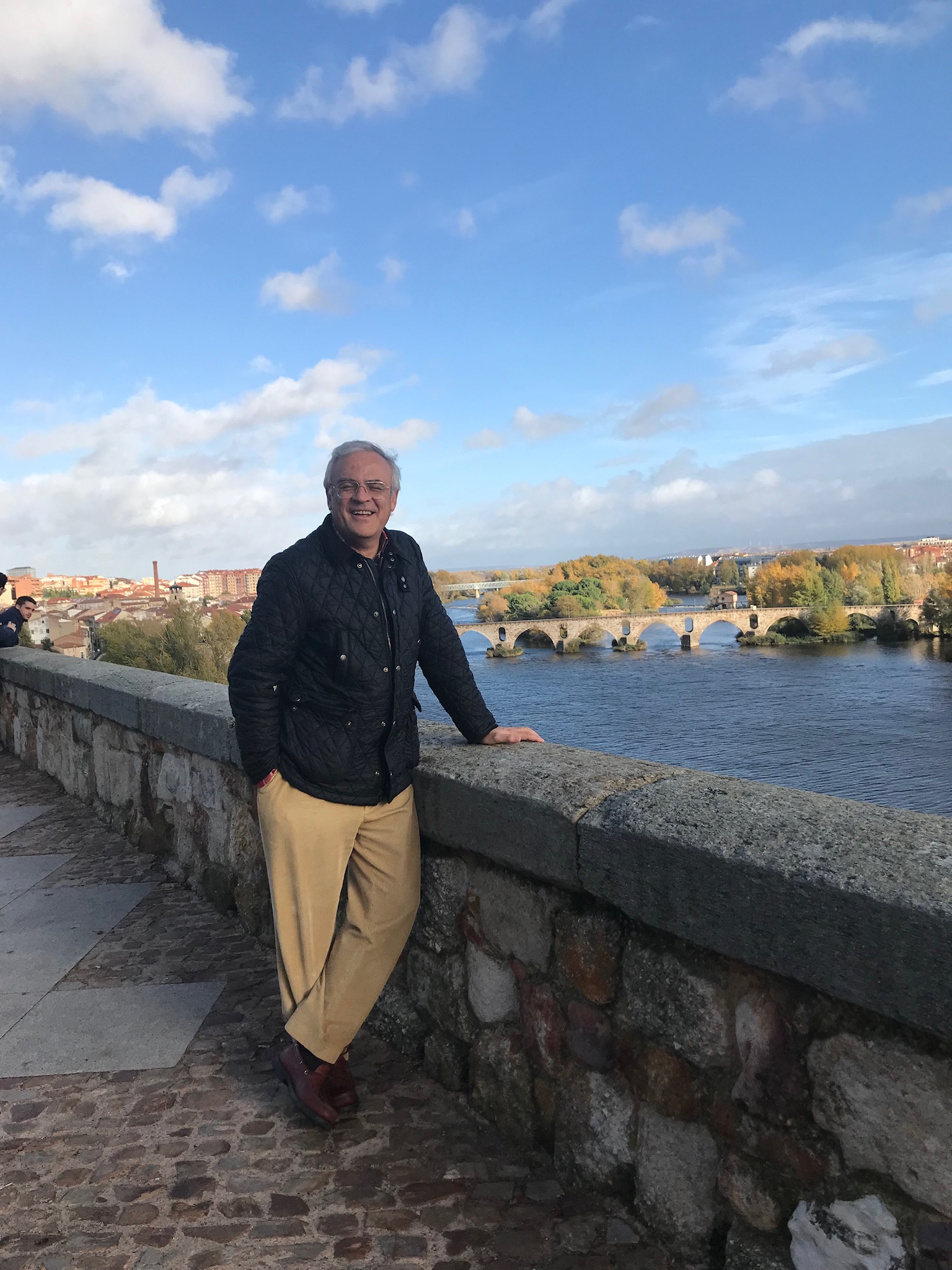 0C96AD6E-D2E2-41B1-A2F4-676D7E376EC3