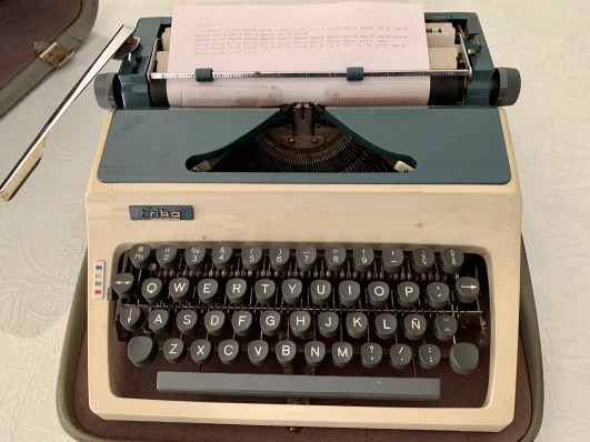 70939B57-F75A-415B-BA3C-F43A9CA26B46