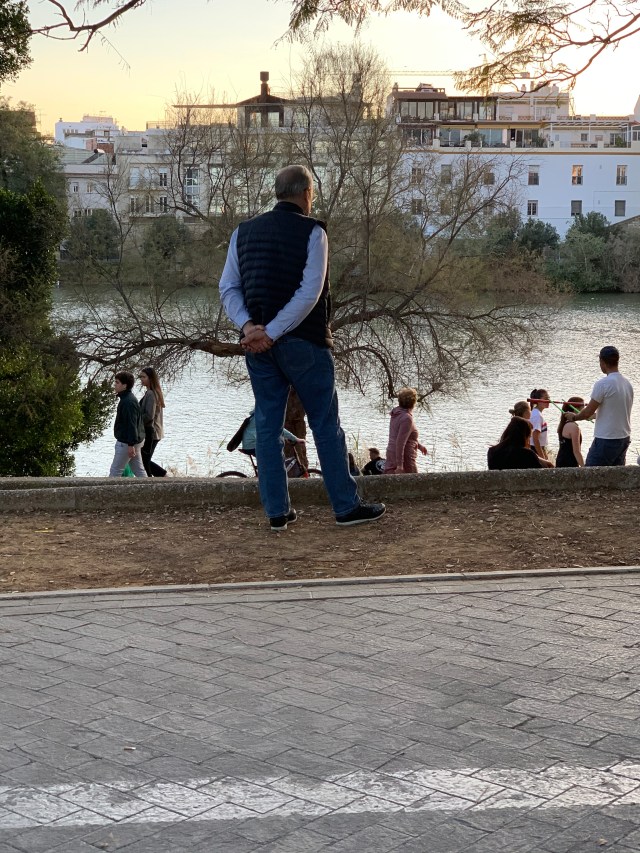 87282275-2791-4ADA-B8E4-00210F2AFCD0